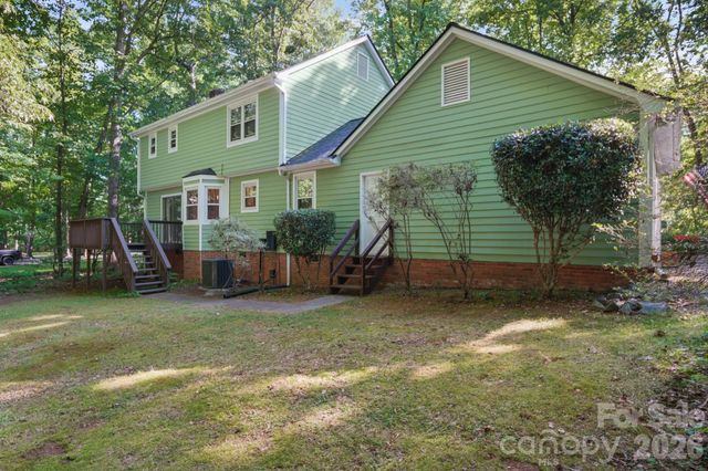 11421 Winners Circle, Charlotte, NC 28215