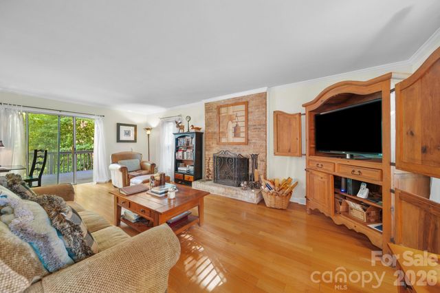 11421 Winners Circle, Charlotte, NC 28215
