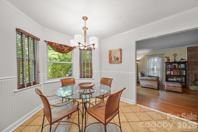 11421 Winners Circle, Charlotte, NC 28215