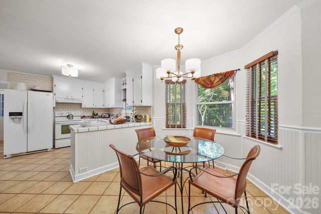 11421 Winners Circle, Charlotte, NC 28215