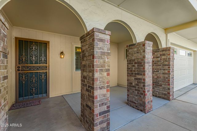 10105 W HIGHWOOD Lane, Sun City, AZ 85373