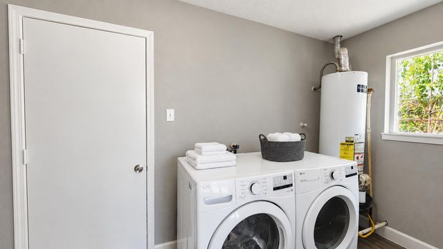 4126 Worrell Drive, Houston, TX 77045