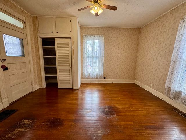 607 W WEST ELM ST, Fayette, MO 65248