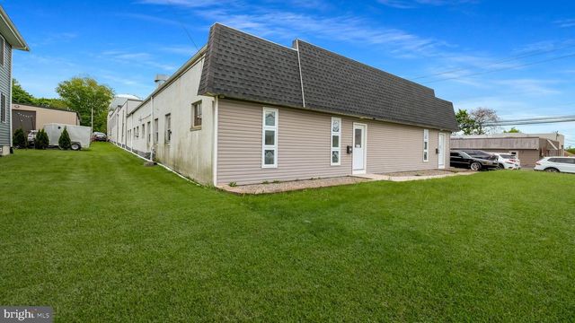 400 LINCOLN AVE, Hatboro, PA 19040