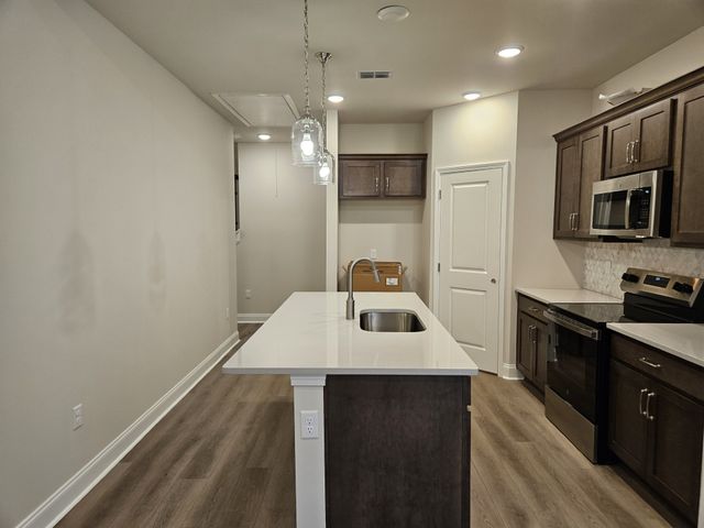 411 W Stonehaus Crossing, Antioch, TN 37013