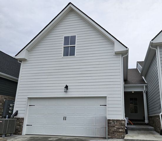 411 W Stonehaus Crossing, Antioch, TN 37013