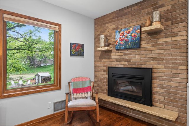 1842 Beecher Drive, Eagan, MN 55122