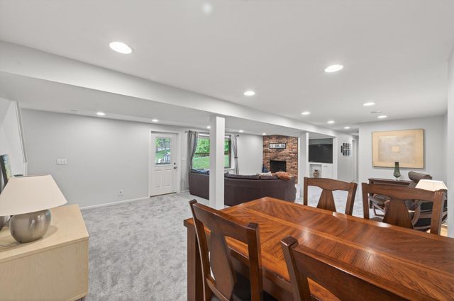 1842 Beecher Drive, Eagan, MN 55122