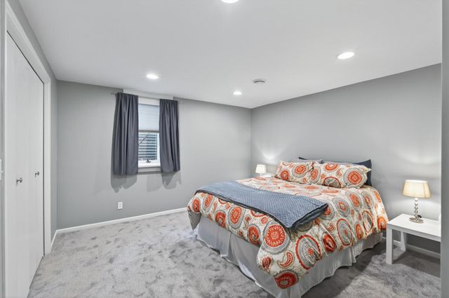 1842 Beecher Drive, Eagan, MN 55122