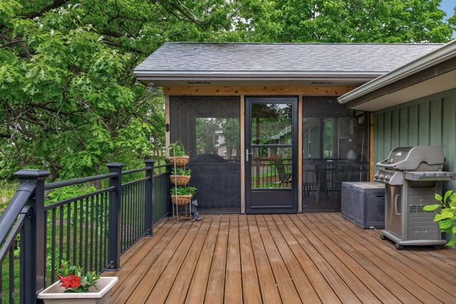 1842 Beecher Drive, Eagan, MN 55122