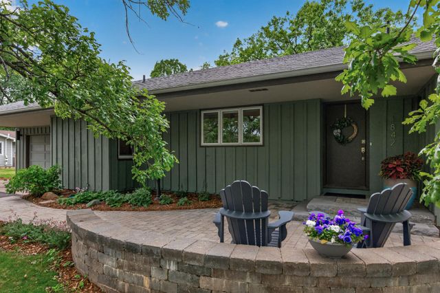 1842 Beecher Drive, Eagan, MN 55122