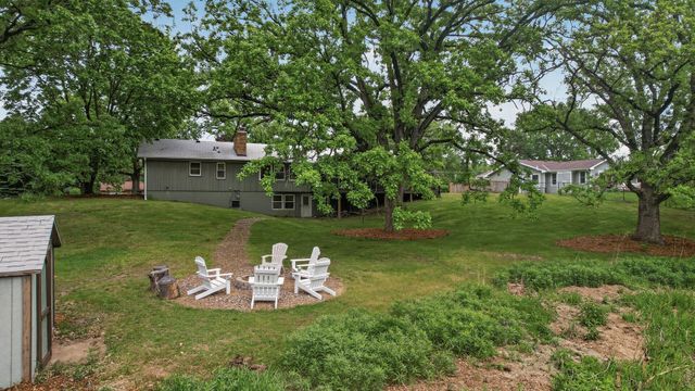 1842 Beecher Drive, Eagan, MN 55122