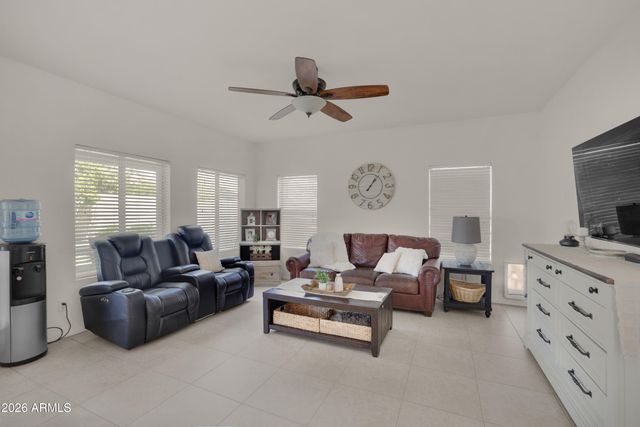 3628 E CEDARWOOD Lane, Phoenix, AZ 85048