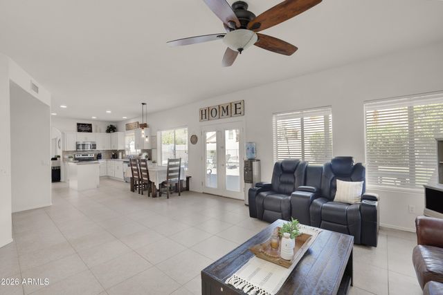 3628 E CEDARWOOD Lane, Phoenix, AZ 85048