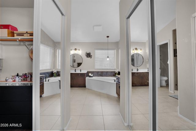 3628 E CEDARWOOD Lane, Phoenix, AZ 85048