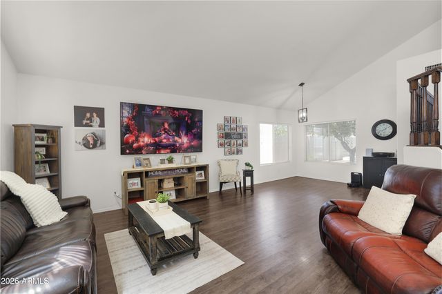 3628 E CEDARWOOD Lane, Phoenix, AZ 85048