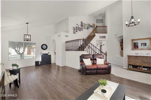 3628 E CEDARWOOD Lane, Phoenix, AZ 85048