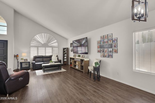 3628 E CEDARWOOD Lane, Phoenix, AZ 85048