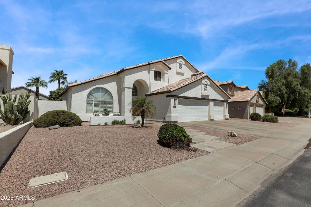 3628 E CEDARWOOD Lane, Phoenix, AZ 85048 — photo 2