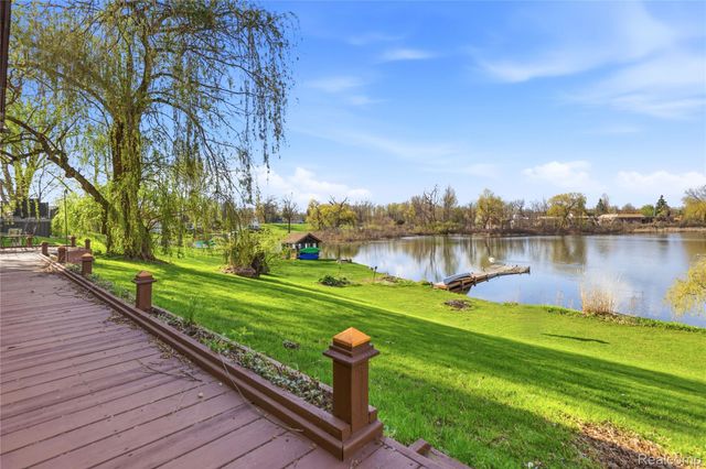16280 Softwater Lake Drive, Argentine Township, MI 48451