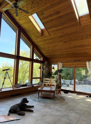 16280 Softwater Lake Drive, Argentine Township, MI 48451