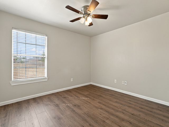 1711 Chenoweth Street, Decatur, TX 76234