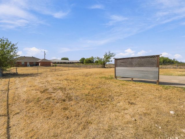 1711 Chenoweth Street, Decatur, TX 76234
