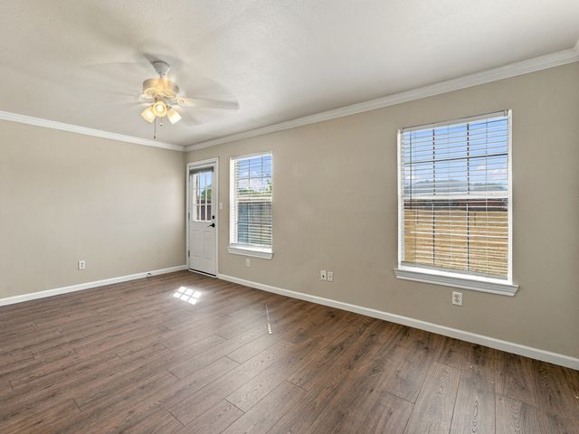 1711 Chenoweth Street, Decatur, TX 76234