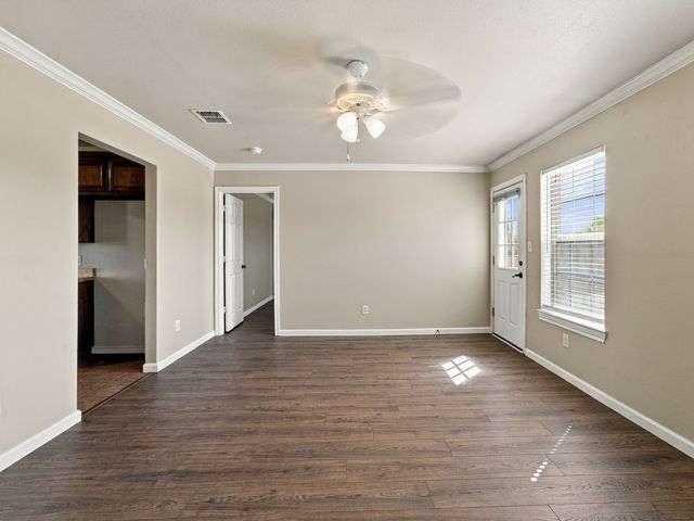 1711 Chenoweth Street, Decatur, TX 76234