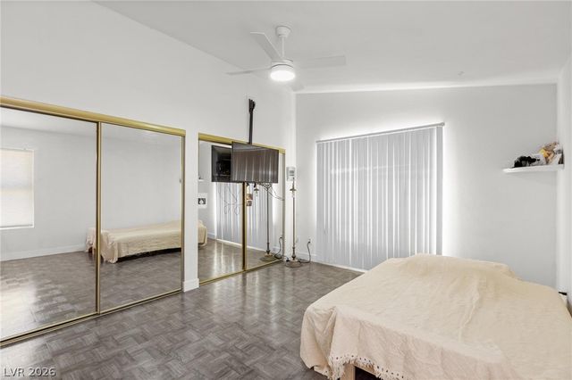 5225 Silverheart Avenue, Las Vegas, NV 89142