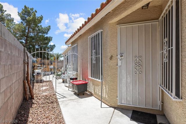 5225 Silverheart Avenue, Las Vegas, NV 89142