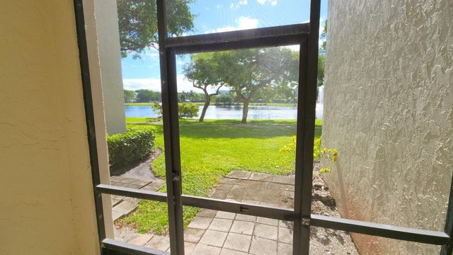 950 Lavers Circle F109, Delray Beach, FL 33444