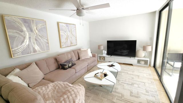 950 Lavers Circle F109, Delray Beach, FL 33444