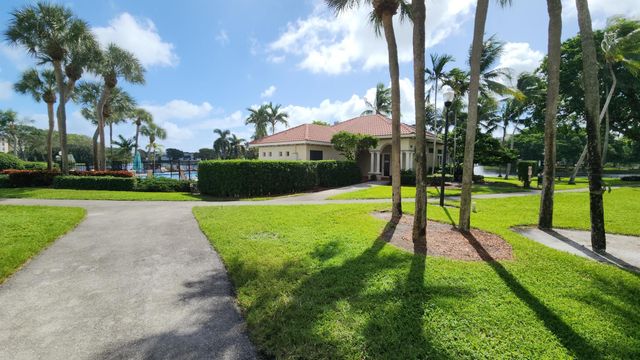 950 Lavers Circle F109, Delray Beach, FL 33444