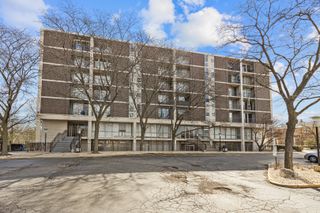 1043 S YORK Road 209, Bensenville, IL 60106