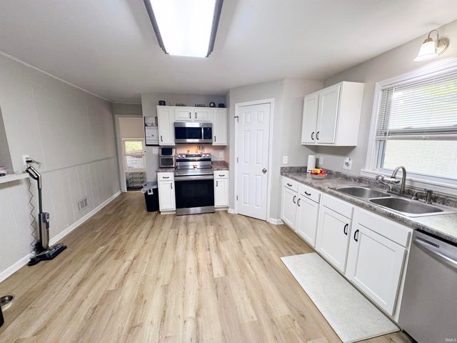 1685 N Old State Road 55, Crawfordsville, IN 47933