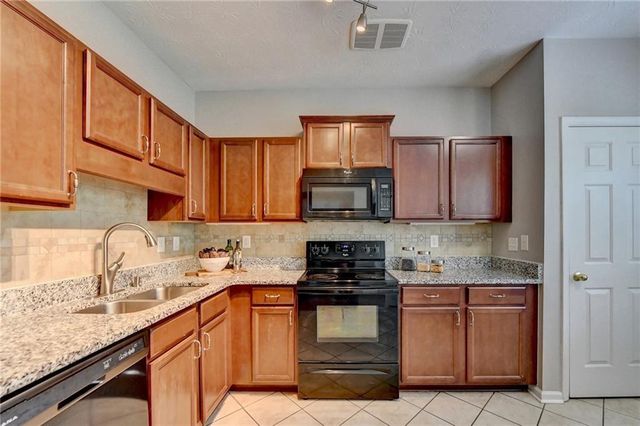 5559 Glendridge Dr 1409, Atlanta, GA 30342