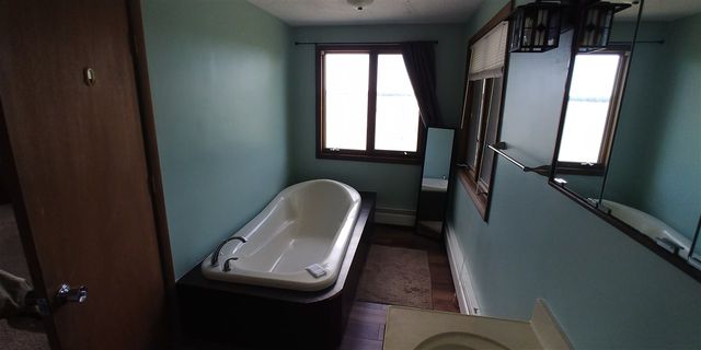 639 N South Long Lake Road, Long Lake Twp, MI 49685