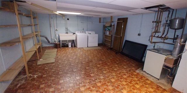 639 N South Long Lake Road, Long Lake Twp, MI 49685