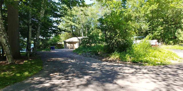 639 N South Long Lake Road, Long Lake Twp, MI 49685