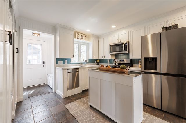351 Jefferson Avenue, Perinton, NY 14450