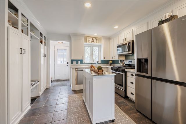 351 Jefferson Avenue, Perinton, NY 14450