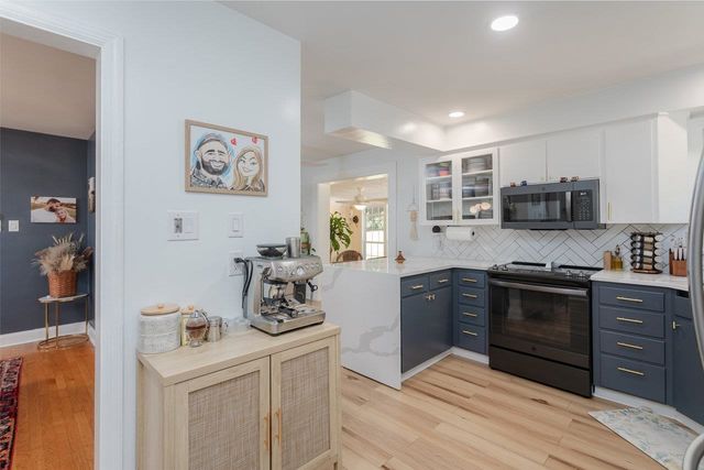 33 PORT REPUBLIC RD, Harrisonburg, VA 22801