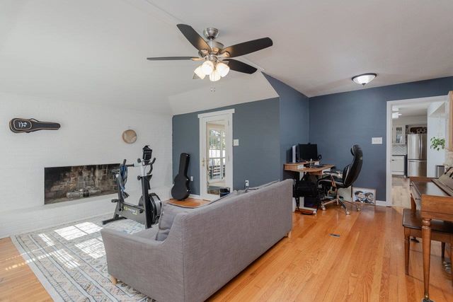 33 PORT REPUBLIC RD, Harrisonburg, VA 22801