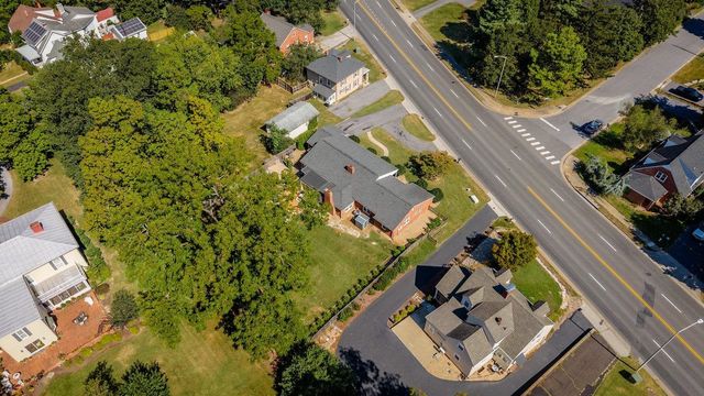 33 PORT REPUBLIC RD, Harrisonburg, VA 22801