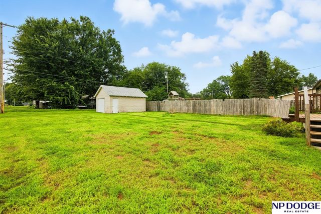 1805 N Logan Street, Fremont, NE 68025