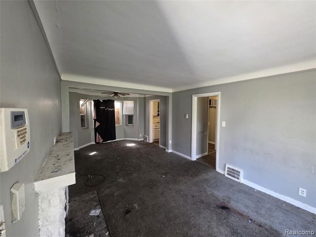 9103 Manor Street, Detroit, MI 48204