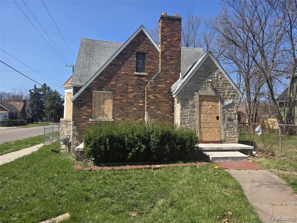 9103 Manor Street, Detroit, MI 48204