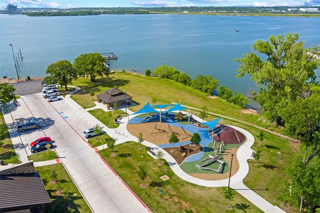 6004 Lakehurst Drive, Arlington, TX 76016