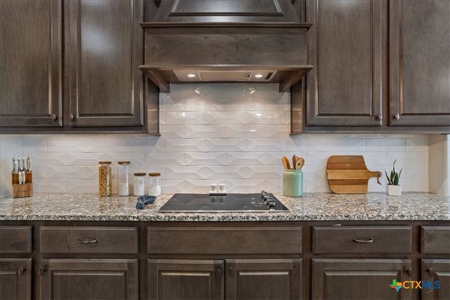 502 Oak Drive, Troy, TX 76579